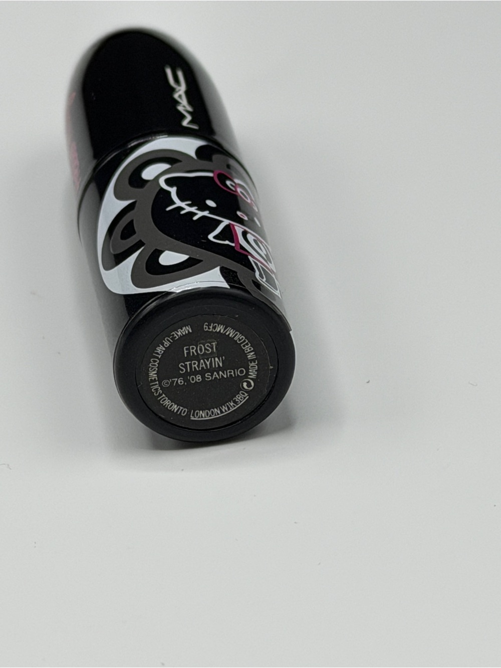 LE MAC Hello Kitty Lipstick - Strayin’ - Picture 4 of 4